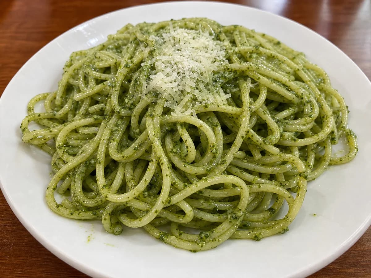 Fideos al pesto